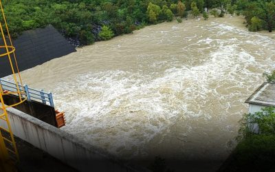 Tormenta Alberto elevó los niveles de las presas y desbordó el río Santa Catarina en Nuevo León