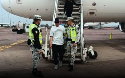 Hombre intenta desviar vuelo de Volaris con destino a Tijuana hacia Estados Unidos