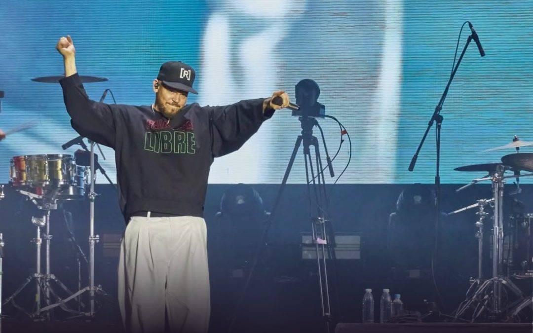 Residente hace un llamado a reconocer a Palestina durante su concierto en el Zócalo de la Ciudad de México