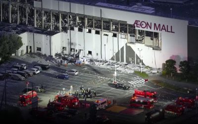 Varias personas quedaron atrapadas en un centro comercial tras un terremoto de 7.1 en Japón