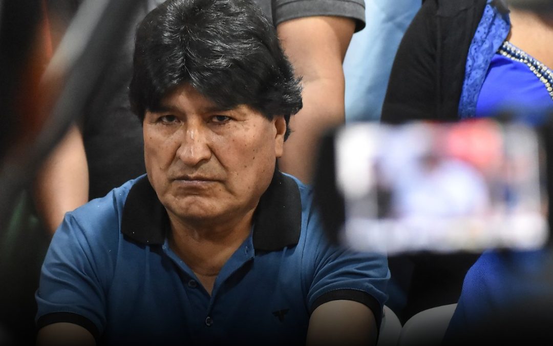Ordenan aprehensión de Evo Morales por terrorismo